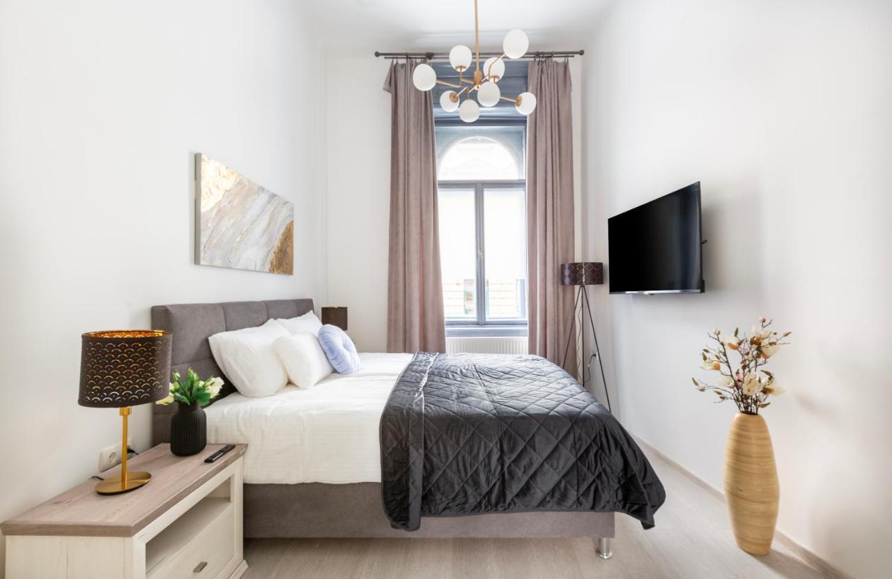 בודפשט Lh Gallery Apartments מראה חיצוני תמונה