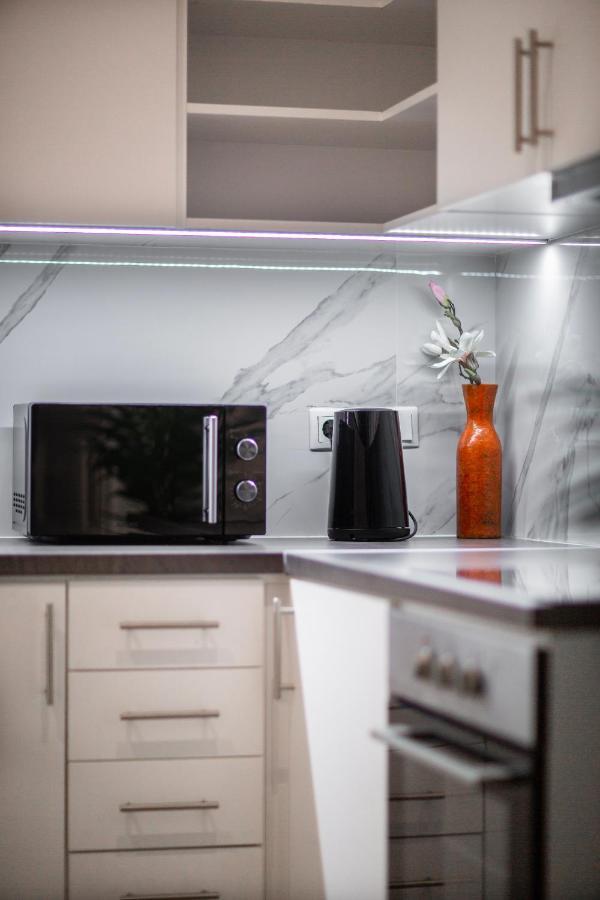 בודפשט Lh Gallery Apartments מראה חיצוני תמונה